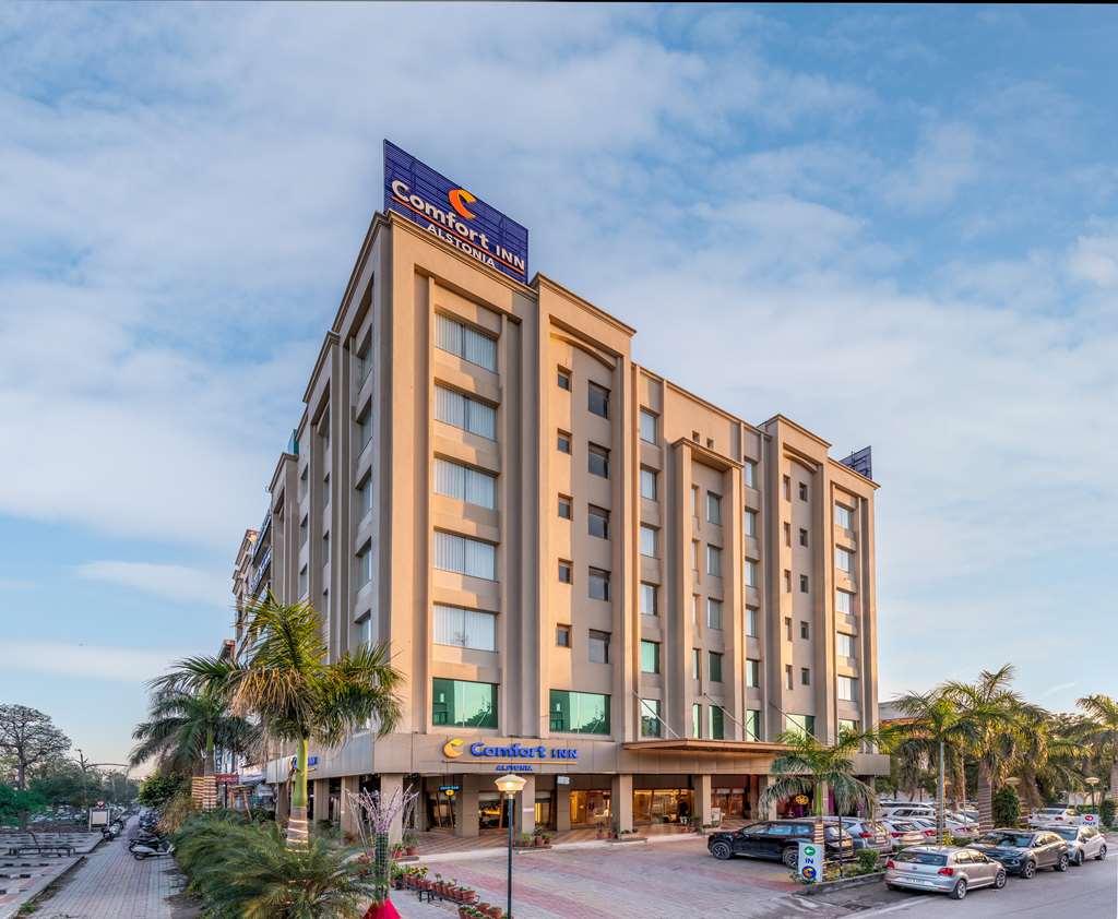 Comfort Inn Alstonia Amritsar Exterior foto